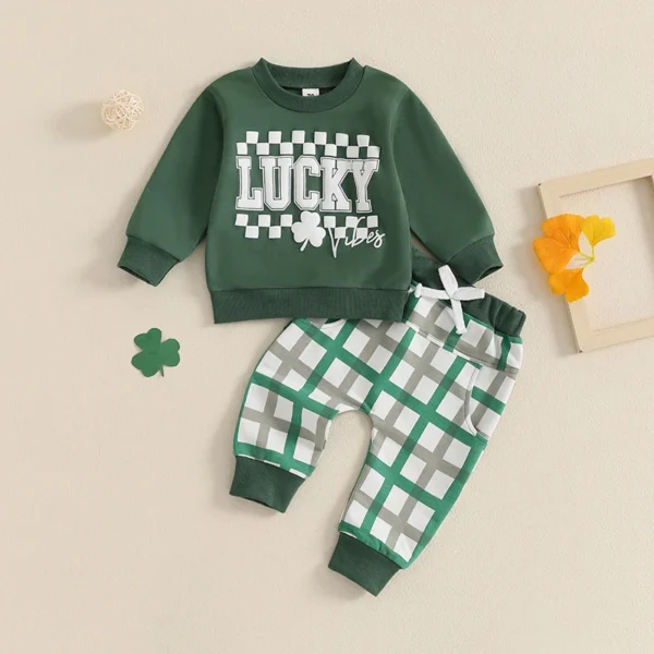 Se60d19c2801a469f810ecb2894057e0aK.webp Shamrock Print Sweatshirt and Plaid Sweatpants Set